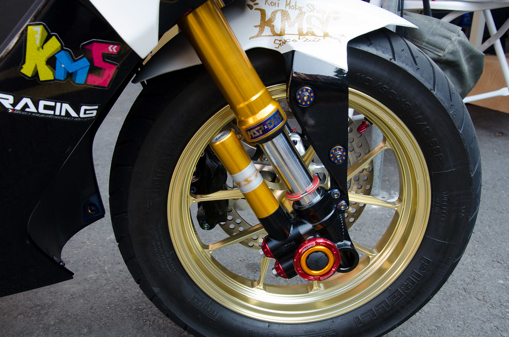 Kokpit Sim Racing gotowy do jazdy